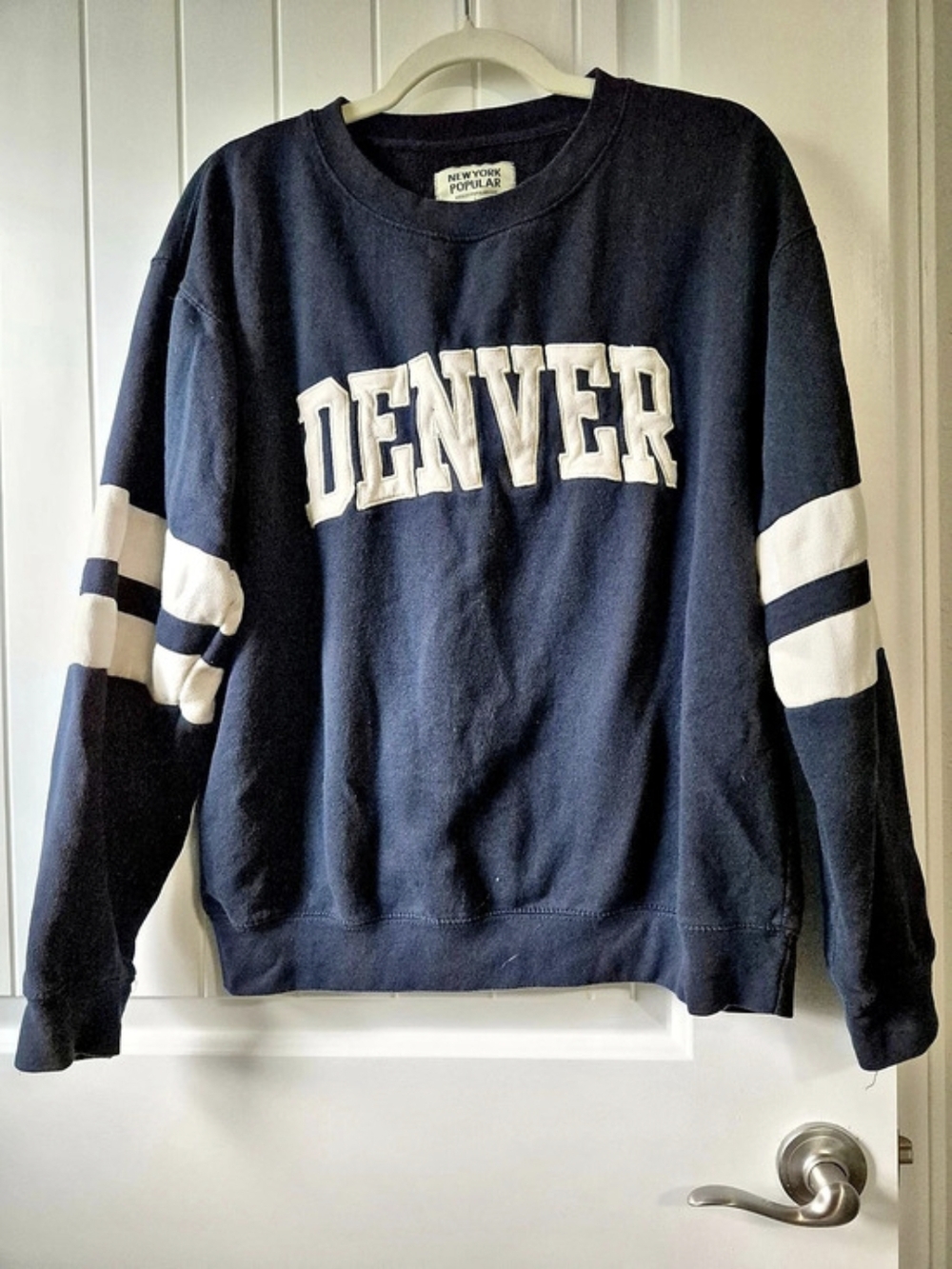 New York Popular Denver Applique Collegiate Crewneck Sweatshirt Large Oversized